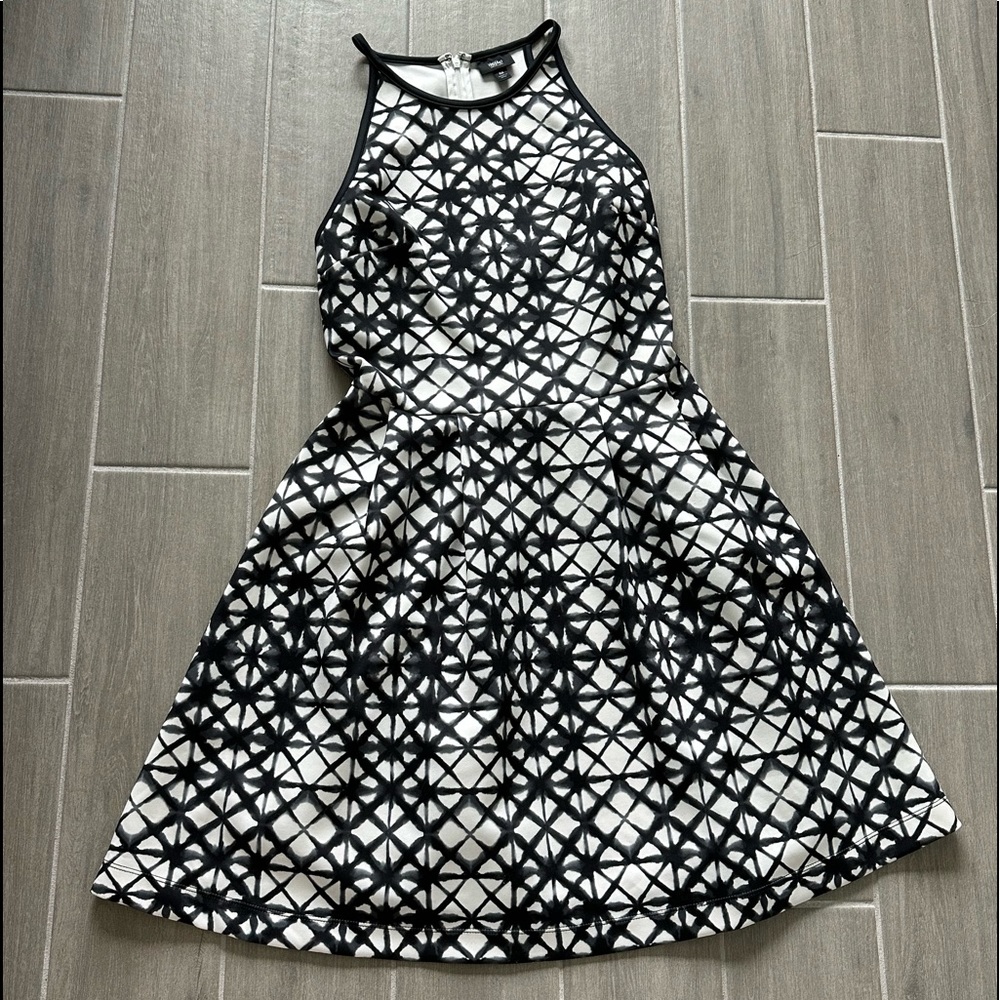 Black and white dress